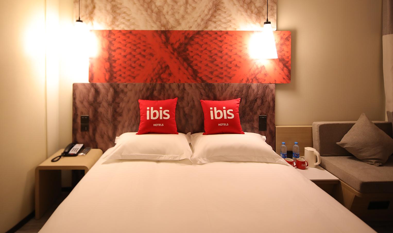 Ibis Shanghai Changshou Road Hotel 외부 사진