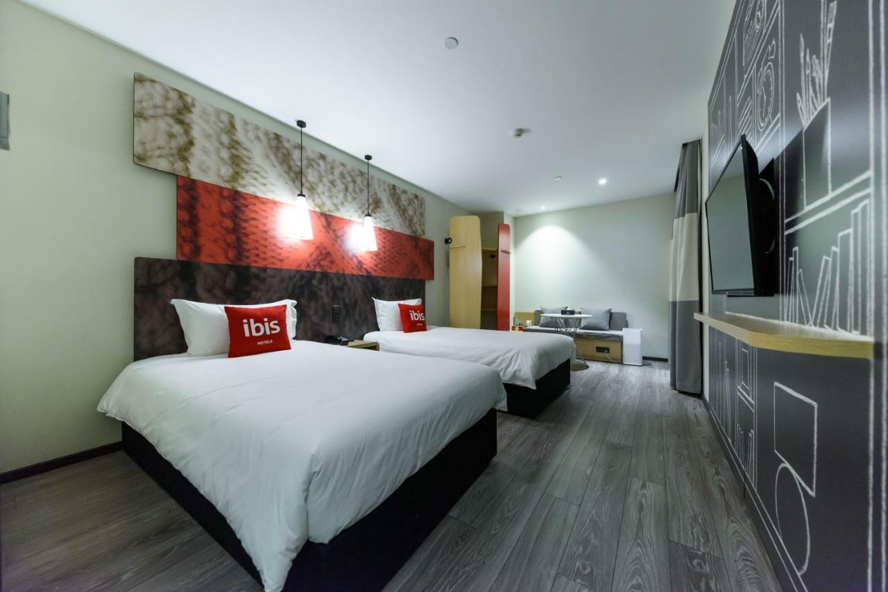 Ibis Shanghai Changshou Road Hotel 외부 사진