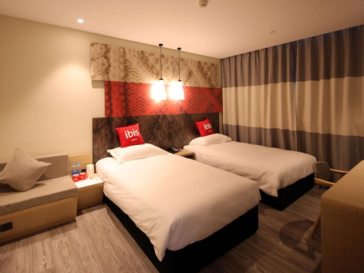 Ibis Shanghai Changshou Road Hotel 외부 사진